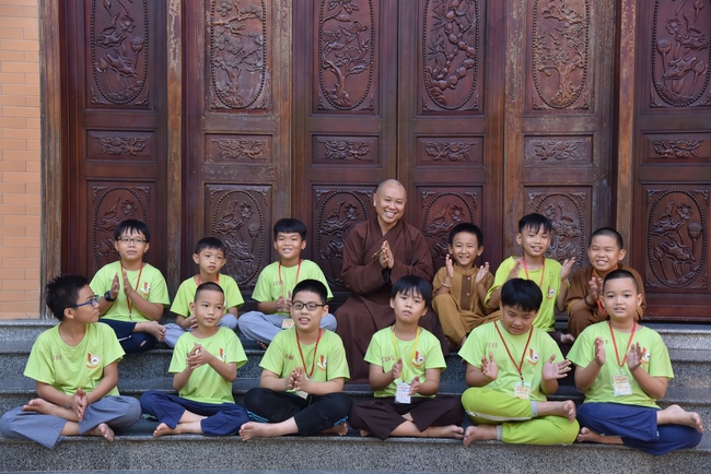 Last day of Temporary Ordination Retreat for Children in Summer