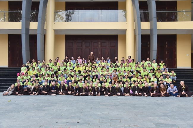 Last day of Temporary Ordination Retreat for Children in Summer