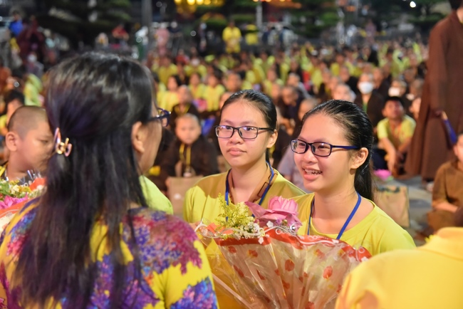 Last day of Temporary Ordination Retreat for Children in Summer