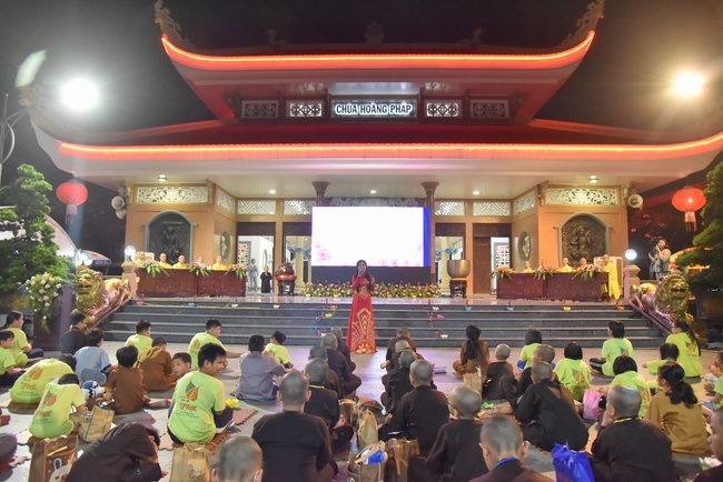 Last day of Temporary Ordination Retreat for Children in Summer