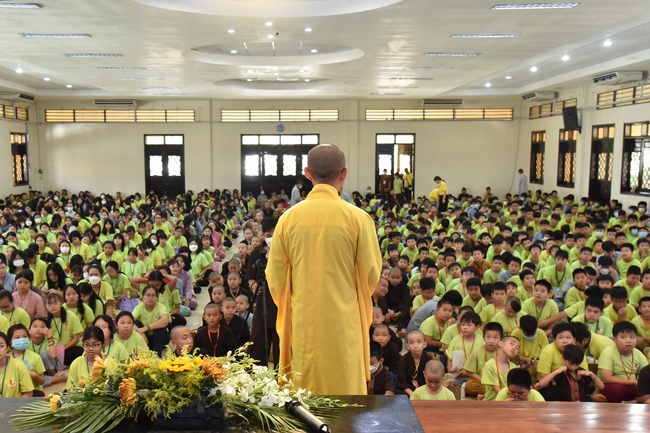 Last day of Temporary Ordination Retreat for Children in Summer