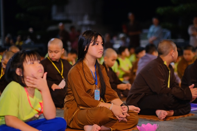 Last day of Temporary Ordination Retreat for Children in Summer