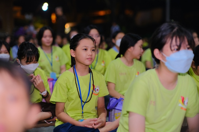 Last day of Temporary Ordination Retreat for Children in Summer