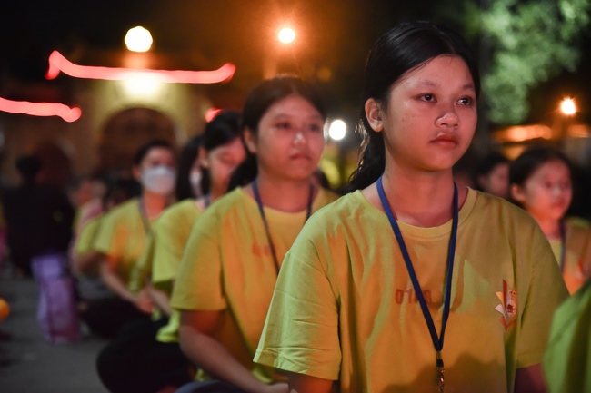 Last day of Temporary Ordination Retreat for Children in Summer