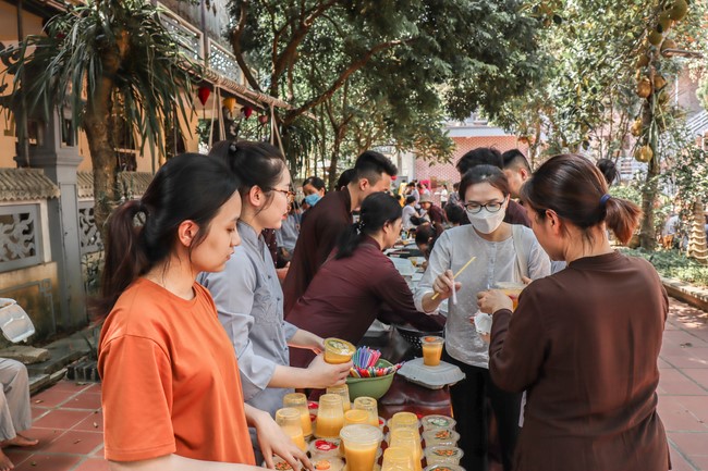One-Day Peaceful Retreat at Hoa Phuc Pagoda
