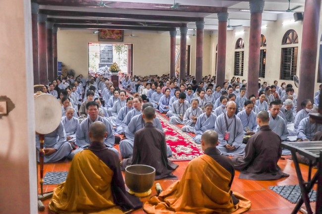 One-Day Peaceful Retreat at Hoa Phuc Pagoda