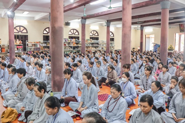 One-Day Peaceful Retreat at Hoa Phuc Pagoda