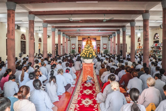 One-Day Peaceful Retreat at Hoa Phuc Pagoda