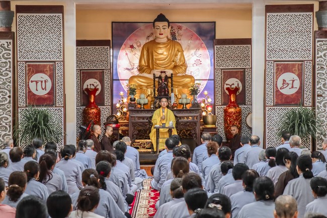 One-Day Peaceful Retreat at Hoa Phuc Pagoda