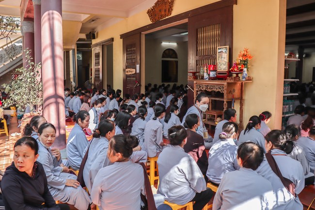One-Day Peaceful Retreat at Hoa Phuc Pagoda