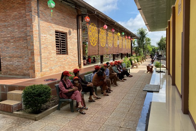 One Day Peaceful Retreat at Suoi Phap Pagoda