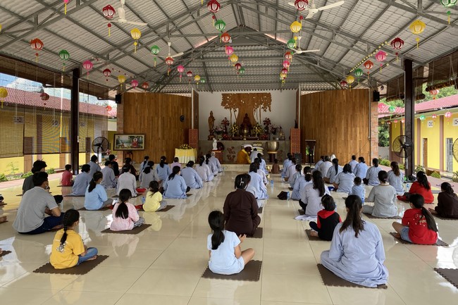 One Day Peaceful Retreat at Suoi Phap Pagoda