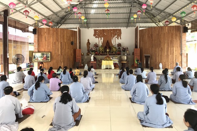 One Day Peaceful Retreat at Suoi Phap Pagoda