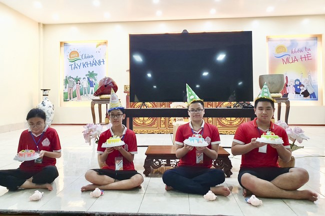 The 4th day of Summer Retreat at Tay Khanh Pagoda