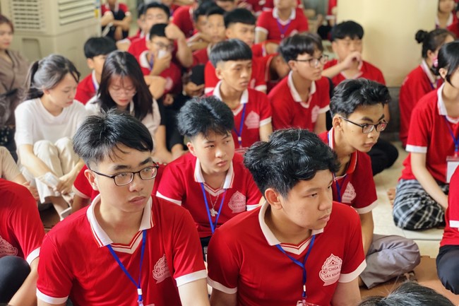 The 4th day of Summer Retreat at Tay Khanh Pagoda