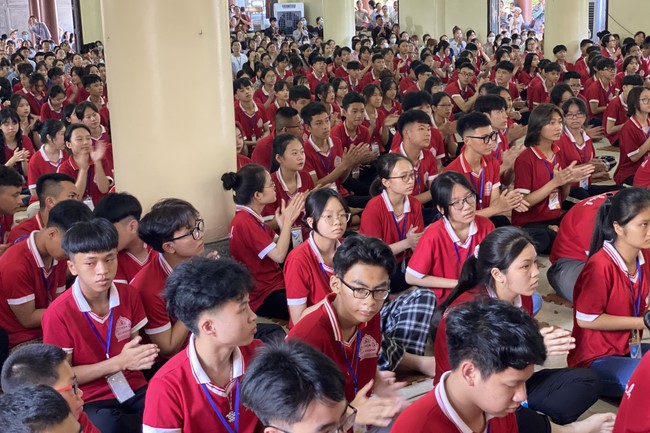 The 4th day of Summer Retreat at Tay Khanh Pagoda