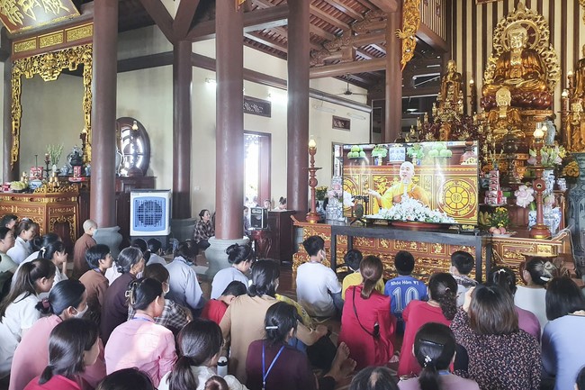 The 4th day of Summer Retreat at Tay Khanh Pagoda