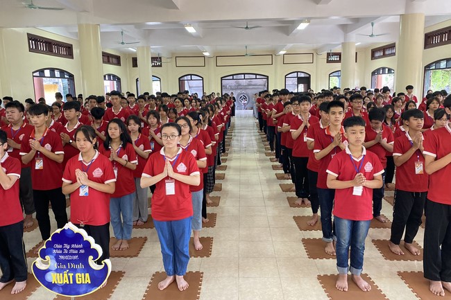 The 4th day of Summer Retreat at Tay Khanh Pagoda