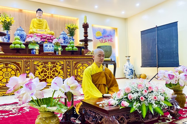 The 4th day of Summer Retreat at Tay Khanh Pagoda