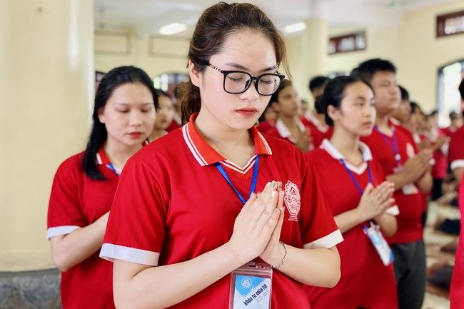 The 4th day of Summer Retreat at Tay Khanh Pagoda