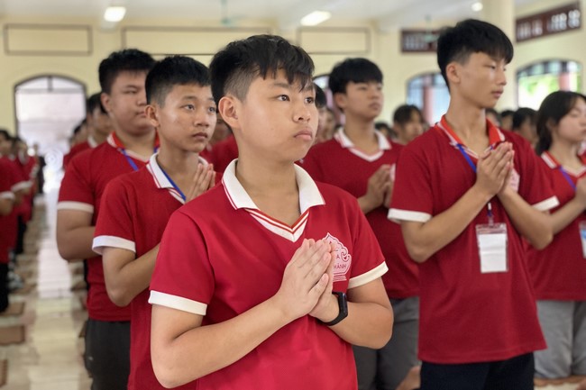The 4th day of Summer Retreat at Tay Khanh Pagoda