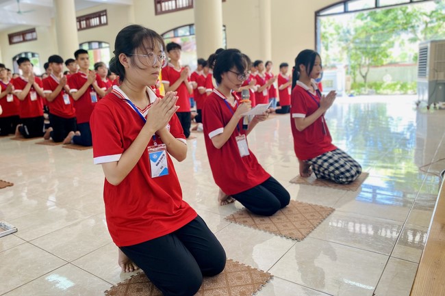 The 4th day of Summer Retreat at Tay Khanh Pagoda