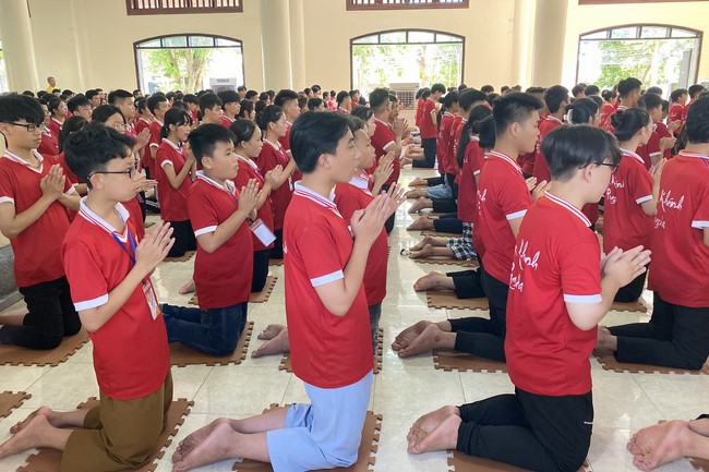 The 4th day of Summer Retreat at Tay Khanh Pagoda