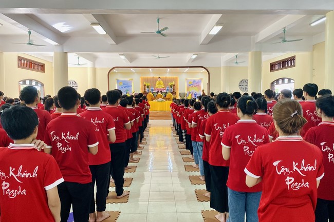 The 4th day of Summer Retreat at Tay Khanh Pagoda