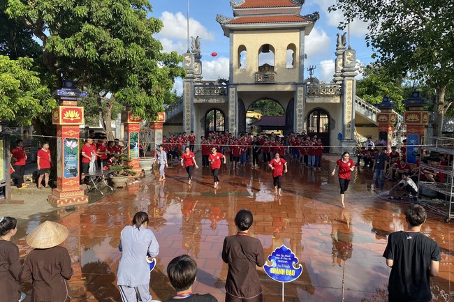 The 4th day of Summer Retreat at Tay Khanh Pagoda