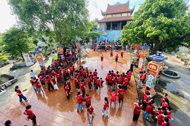 The 4th day of Summer Retreat at Tay Khanh Pagoda