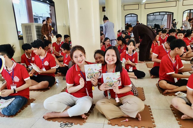 Last day of Summer Retreat at Tay Khanh Pagoda