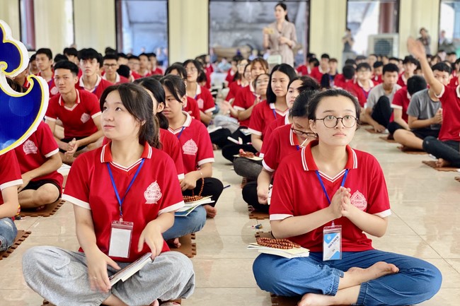 Last day of Summer Retreat at Tay Khanh Pagoda