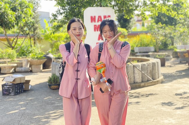 Last day of Summer Retreat at Tay Khanh Pagoda