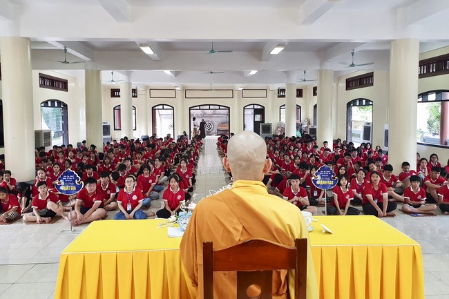 Last day of Summer Retreat at Tay Khanh Pagoda