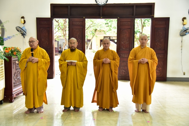 Visit Hoang Phap Pagoda of The Director Board of Vietnam Buddhist Sangha in Hoc Mon