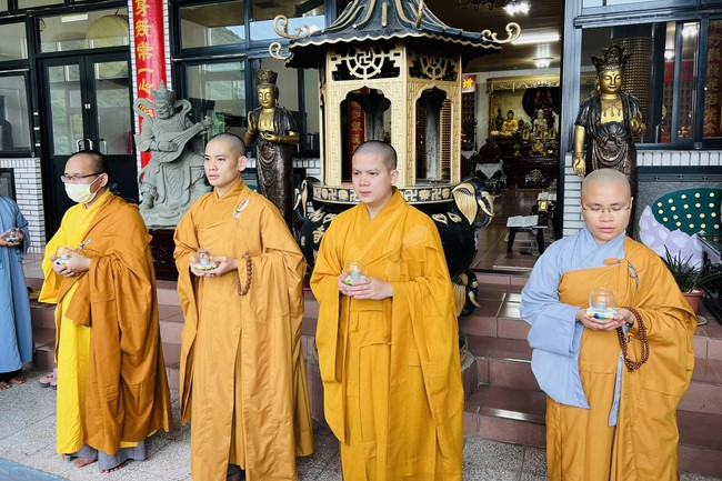 Dharma Assembly Ksihitigarbha - Linh Yin Temple, Taiwan