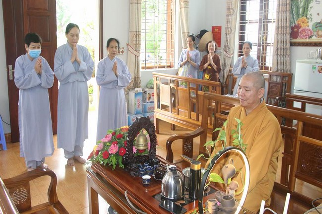 One- day peaceful Retreat at Tieu Dao pagoda - Quang Ninh