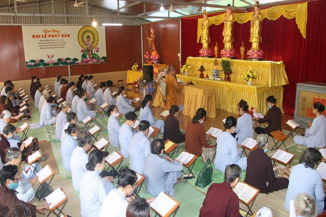 One- day peaceful Retreat at Tieu Dao pagoda - Quang Ninh