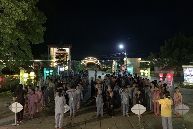 The 4th Day of “Yoga – got talent” Temporary Ordination in Summer for Children at Dong Cao Pagoda