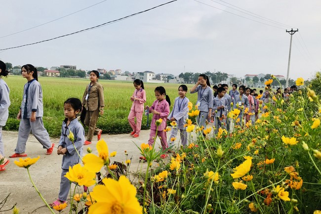 The 4th Day of “Yoga – got talent” Temporary Ordination in Summer for Children at Dong Cao Pagoda