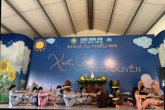 The 4th Day of “Yoga – got talent” Temporary Ordination in Summer for Children at Dong Cao Pagoda