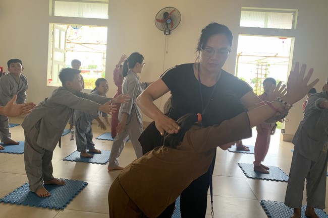 The 4th Day of “Yoga – got talent” Temporary Ordination in Summer for Children at Dong Cao Pagoda