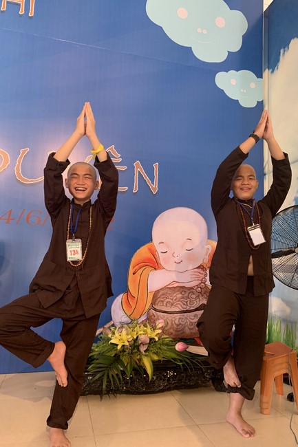 The 4th Day of “Yoga – got talent” Temporary Ordination in Summer for Children at Dong Cao Pagoda
