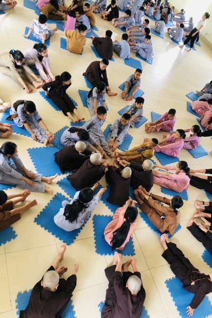 The 4th Day of “Yoga – got talent” Temporary Ordination in Summer for Children at Dong Cao Pagoda