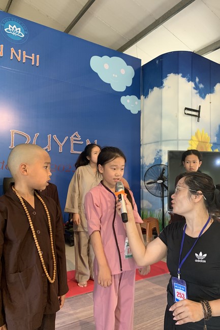 The 4th Day of “Yoga – got talent” Temporary Ordination in Summer for Children at Dong Cao Pagoda