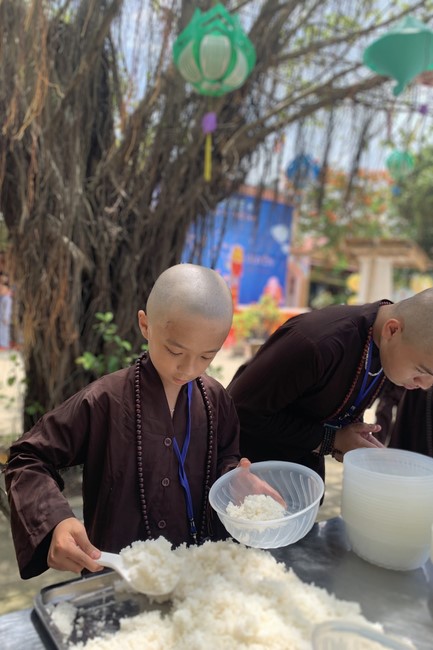 The 4th Day of “Yoga – got talent” Temporary Ordination in Summer for Children at Dong Cao Pagoda