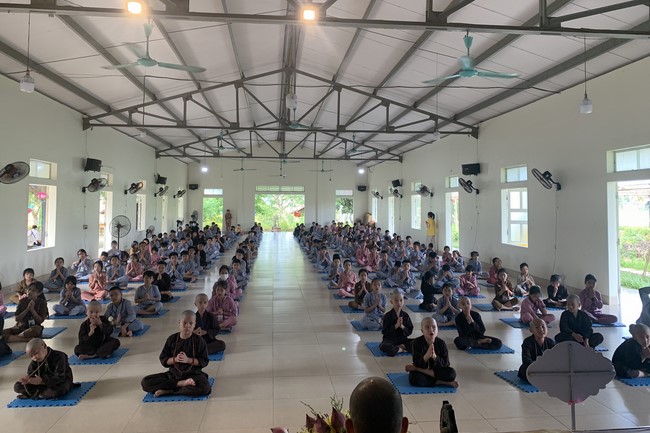 The 4th Day of “Yoga – got talent” Temporary Ordination in Summer for Children at Dong Cao Pagoda