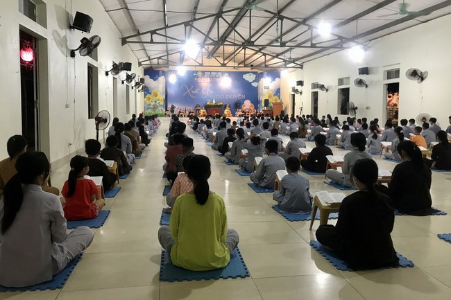 The 4th Day of “Yoga – got talent” Temporary Ordination in Summer for Children at Dong Cao Pagoda