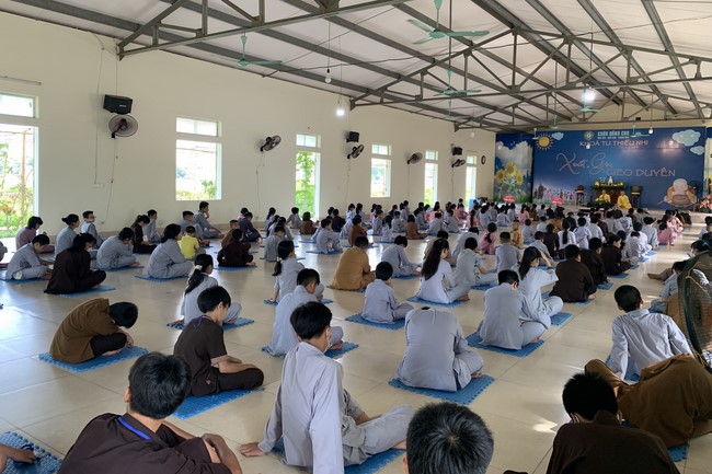 The 4th Day of “Yoga – got talent” Temporary Ordination in Summer for Children at Dong Cao Pagoda