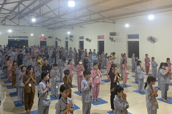 The 4th Day of “Yoga – got talent” Temporary Ordination in Summer for Children at Dong Cao Pagoda